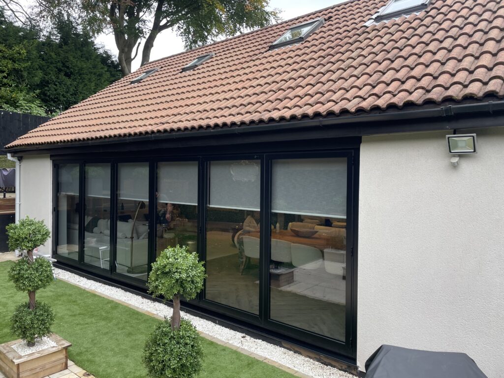 Aluminium bi folds