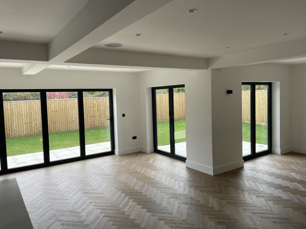 Aluminium bi folds